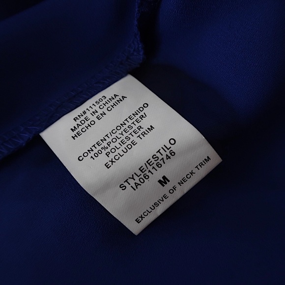 NWOT* Blue Sleeveless Blouse - Picture 5 of 5